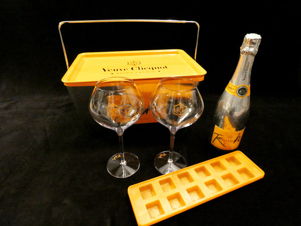 Veuve Clicquot Ponsardin pool set, VCP Champagne Glasses, Veuve Clicquot Rich Ice Bucket,