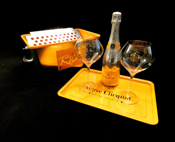 Veuve Clicquot Ponsardin pool set, VCP Champagne Glasses, Veuve Clicquot Rich Ice Bucket,